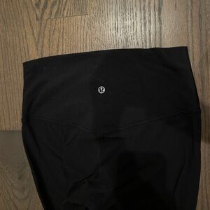 Black Lululemon Align 25’ leggings